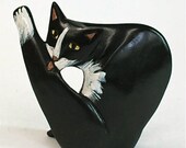 Cat Sculpture - Black and White - Licking - pleetart