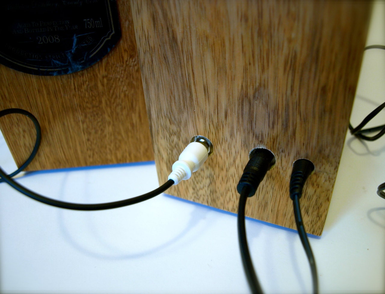 Self Powered Audio Speakers Made from Midleton Oak Whiskey Boxes