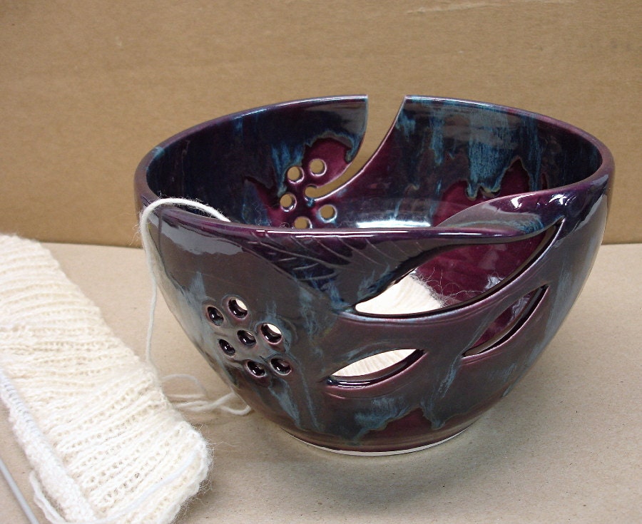 Pottery Yarn bowl Eggplant Purple Knitting Bowl LARGE Lavender Blush twisted leaf Home Decor DIY Handmade ceramics