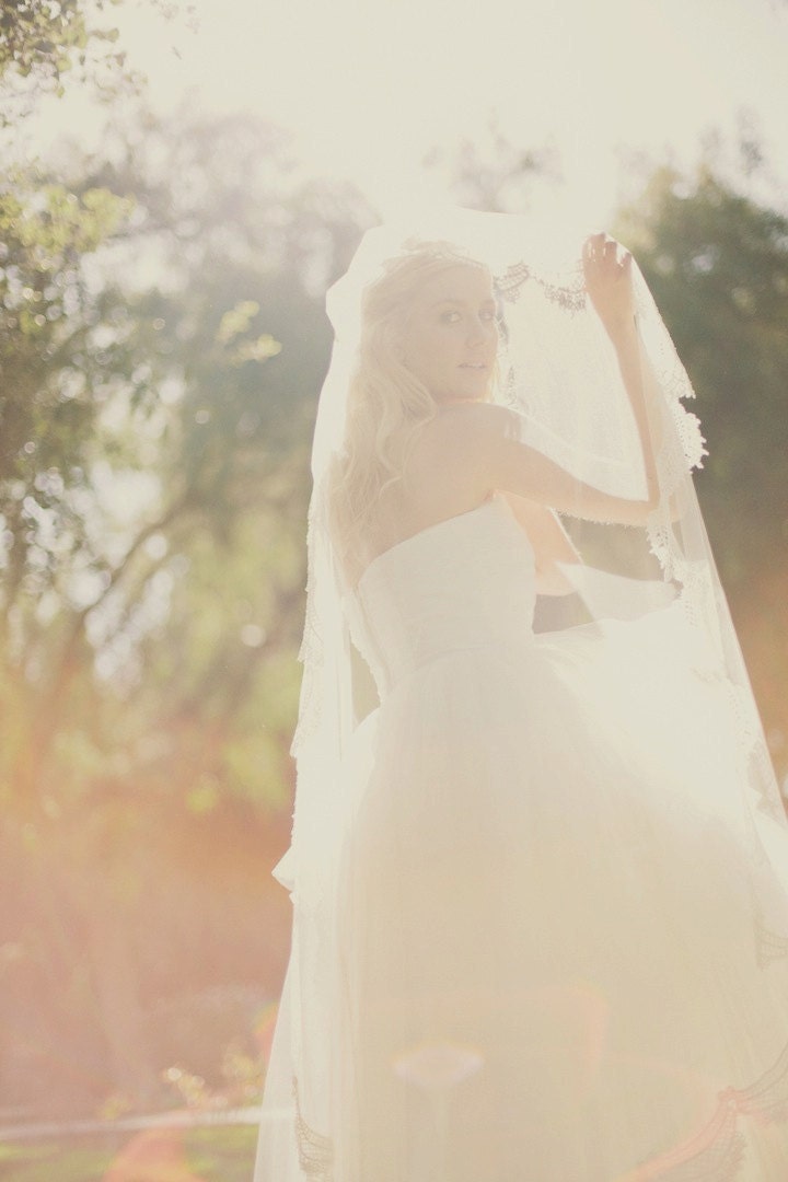 Eliza - Guipure Lace Veil, Traditional Veil, 210