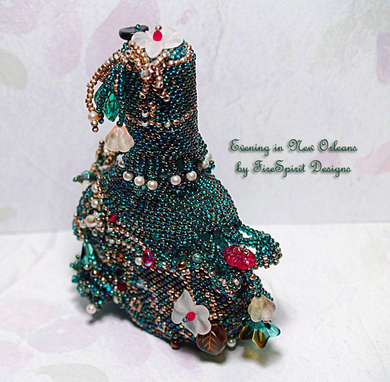 Evening in New Orleans- beadwoven vintage perfume bottle