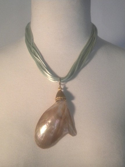 Vintage Choker with Large Shell Pendant