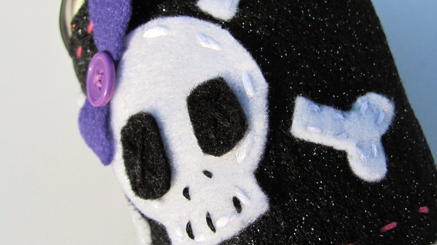 reversible glitter Skull and cross bones felt coffe cozy black heart