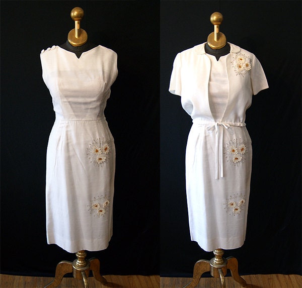 Darling 1950's two piece white silk wiggle dress with appliques and matching bolero jacket vlv rockabilly wedding - size Medium
