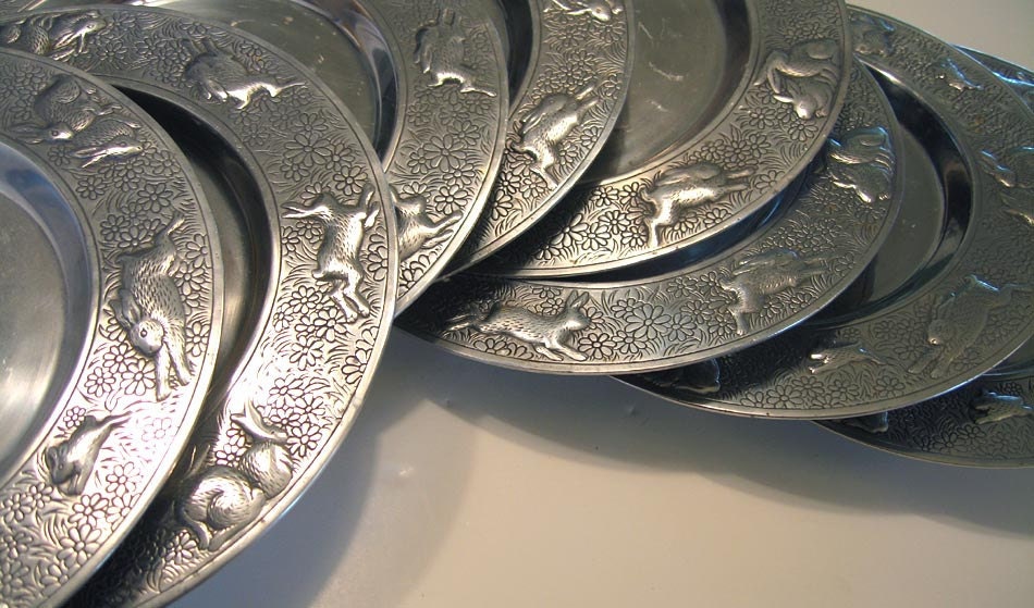 Arthur Court Bunny Rabbit Chargers, Vintage Set of 8 Aluminum Chargers, Vintage Arthur Court