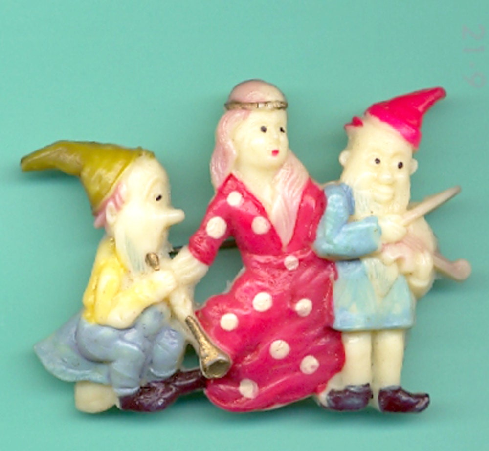 Vintage Snow White  and Two Dwarfs - Celluloid Campy Brooch made in Japan