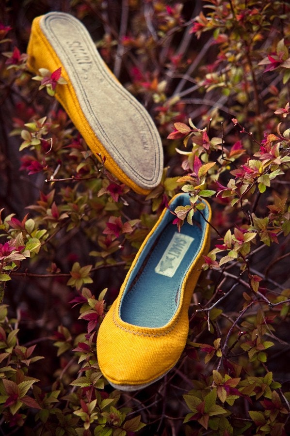 handmade marigold flats