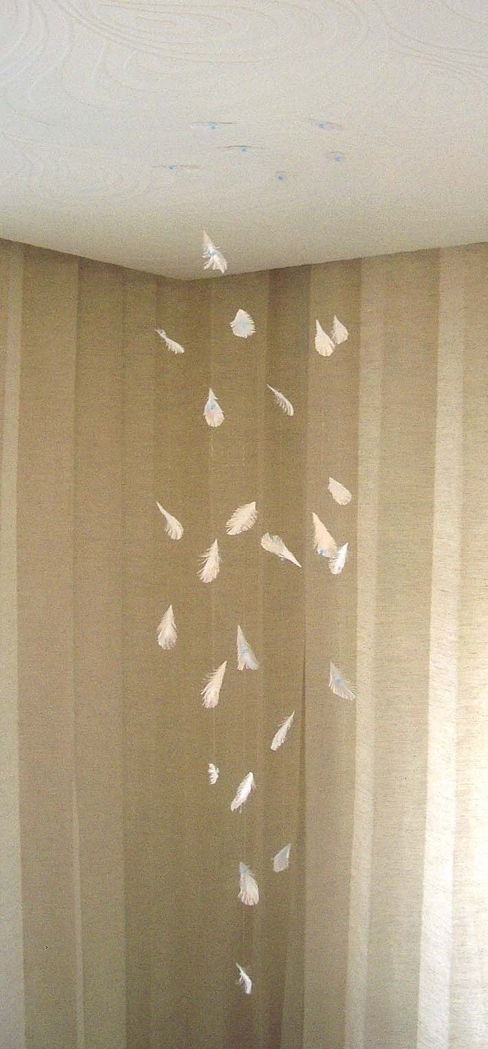 white FEATHER mobile - GERLAND