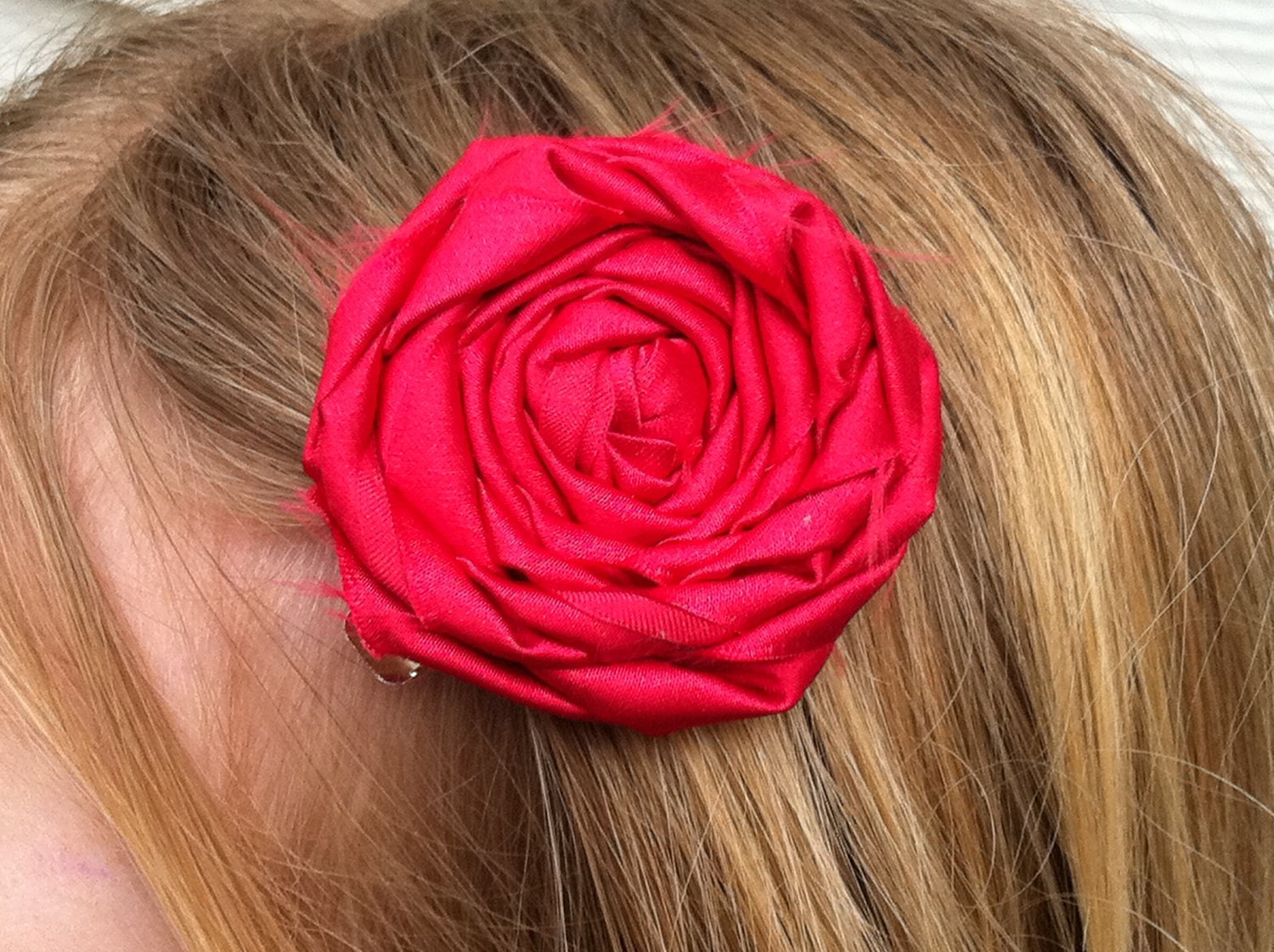 Red Rosette Flower Clip