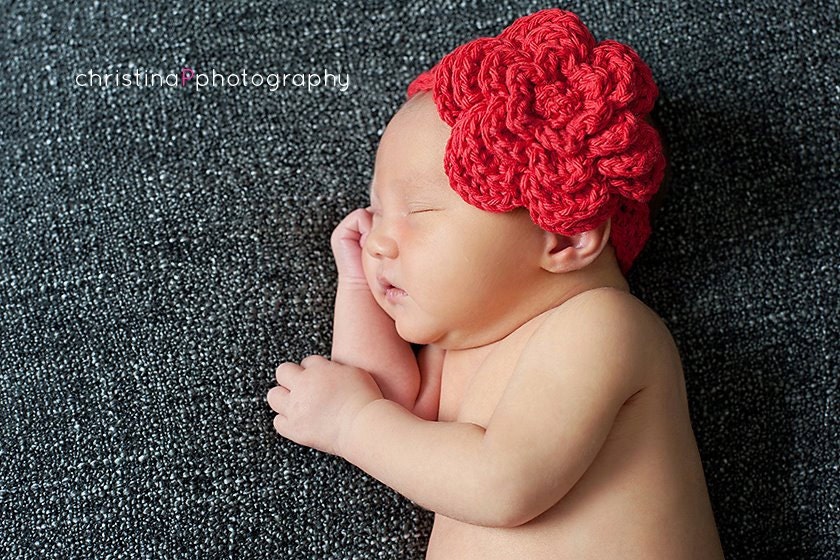Headband with a Felicity flower clip in Scarlet