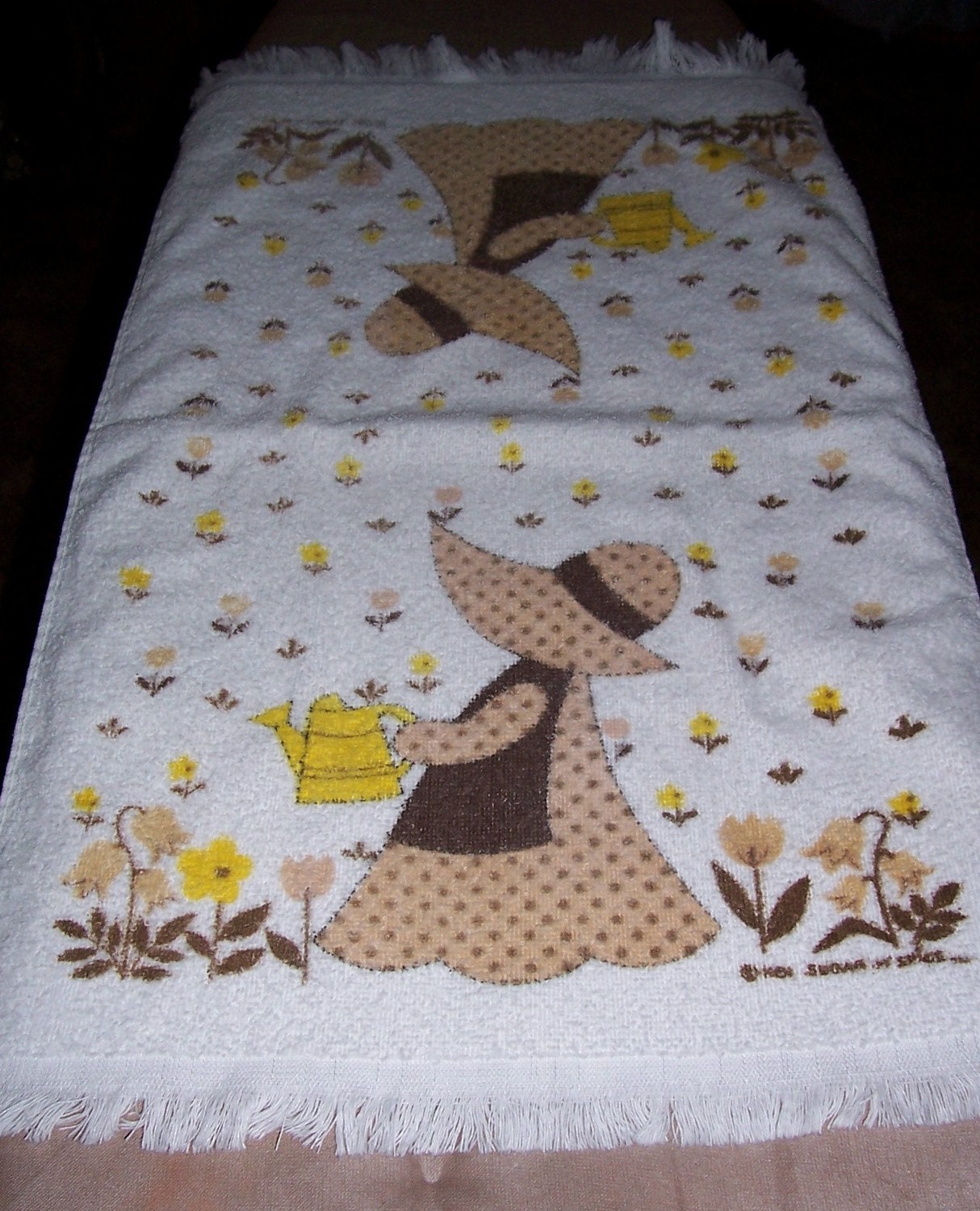 FREE SHIPPING Holly Hobby style kitchen hand towel