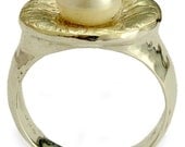 Engagement ring - Sterling silver and yellow gold single pearl ring - Love is around.