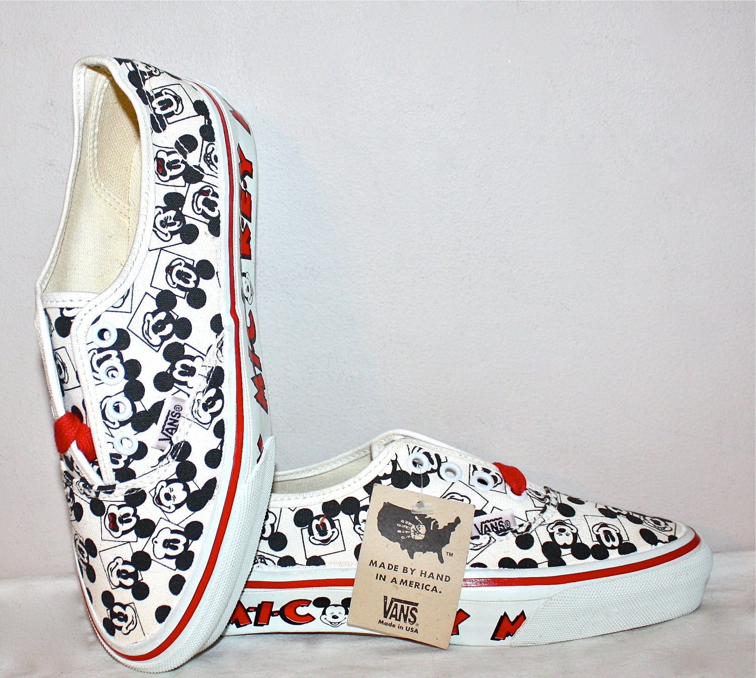 VINTAGE Mickey Mouse VANS Shoes Skate Sneakers sz 7 -DEADSTOCK-