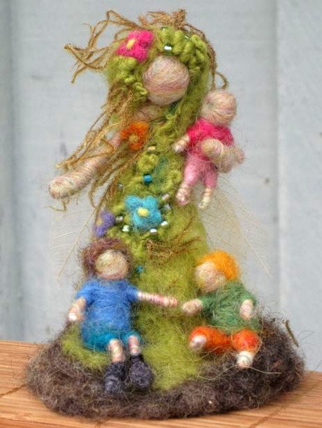 RESERVED LISTING Needle Felted Earthy Mother with 6 Children - Beautiful OOAK gift for Mothers, Original design by Borbala Arvai