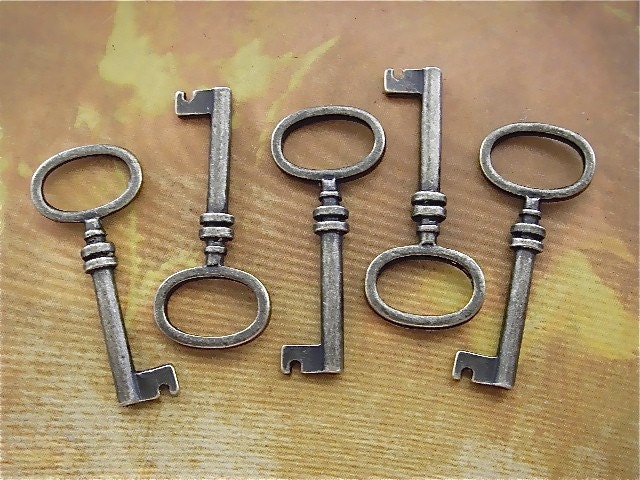 5 - Antique Bronze - Keys  (ABK)