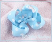 MEDIUM SASSY BOUTIQUE HAIR BOW -- LIGHT BLUE WITH DOTS