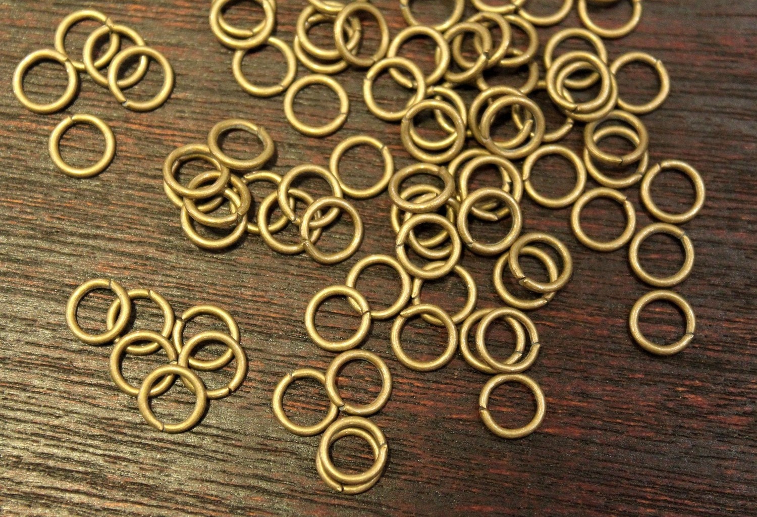 100 pcs Antique Bronze jump rings - 8mm