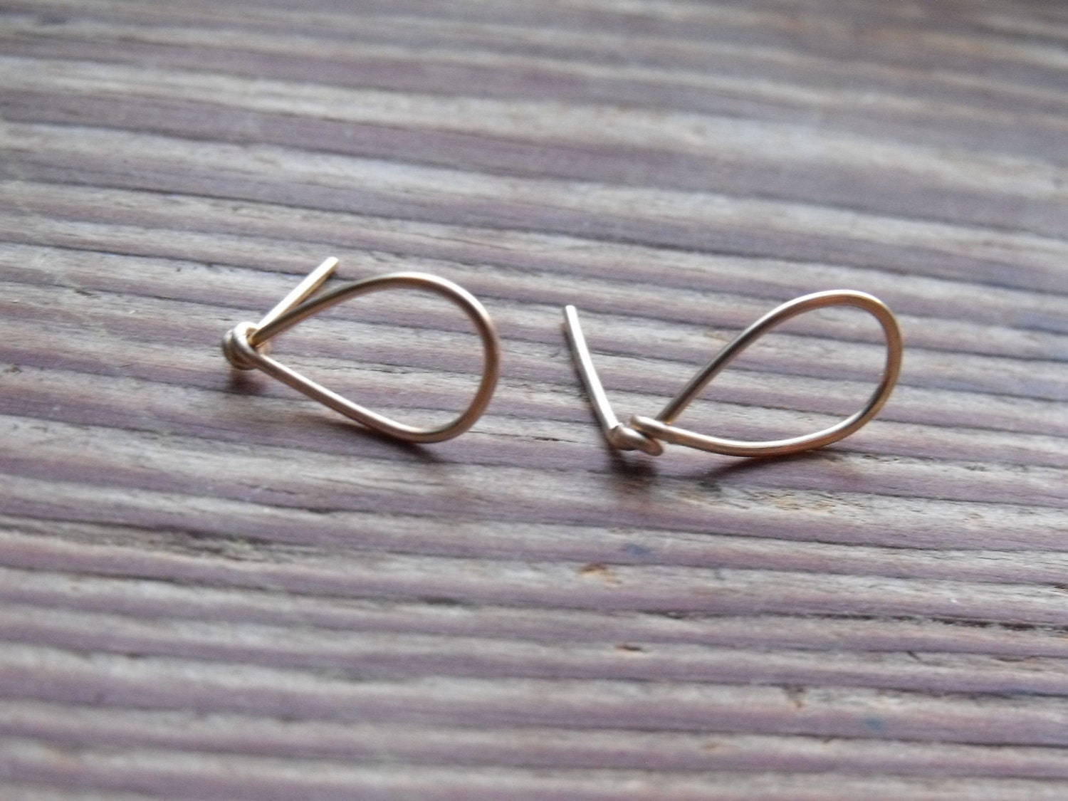 Tear Drop Post Earrings in Gold (Red Brass)