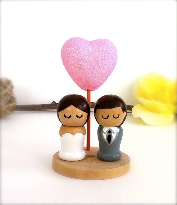 Wedding Cake Topper Kokeshi Bride and Groom with Love Heart Wooden Stand and Pink Glitter Heart Semi Custom Wooden Peg Doll Cute Decor