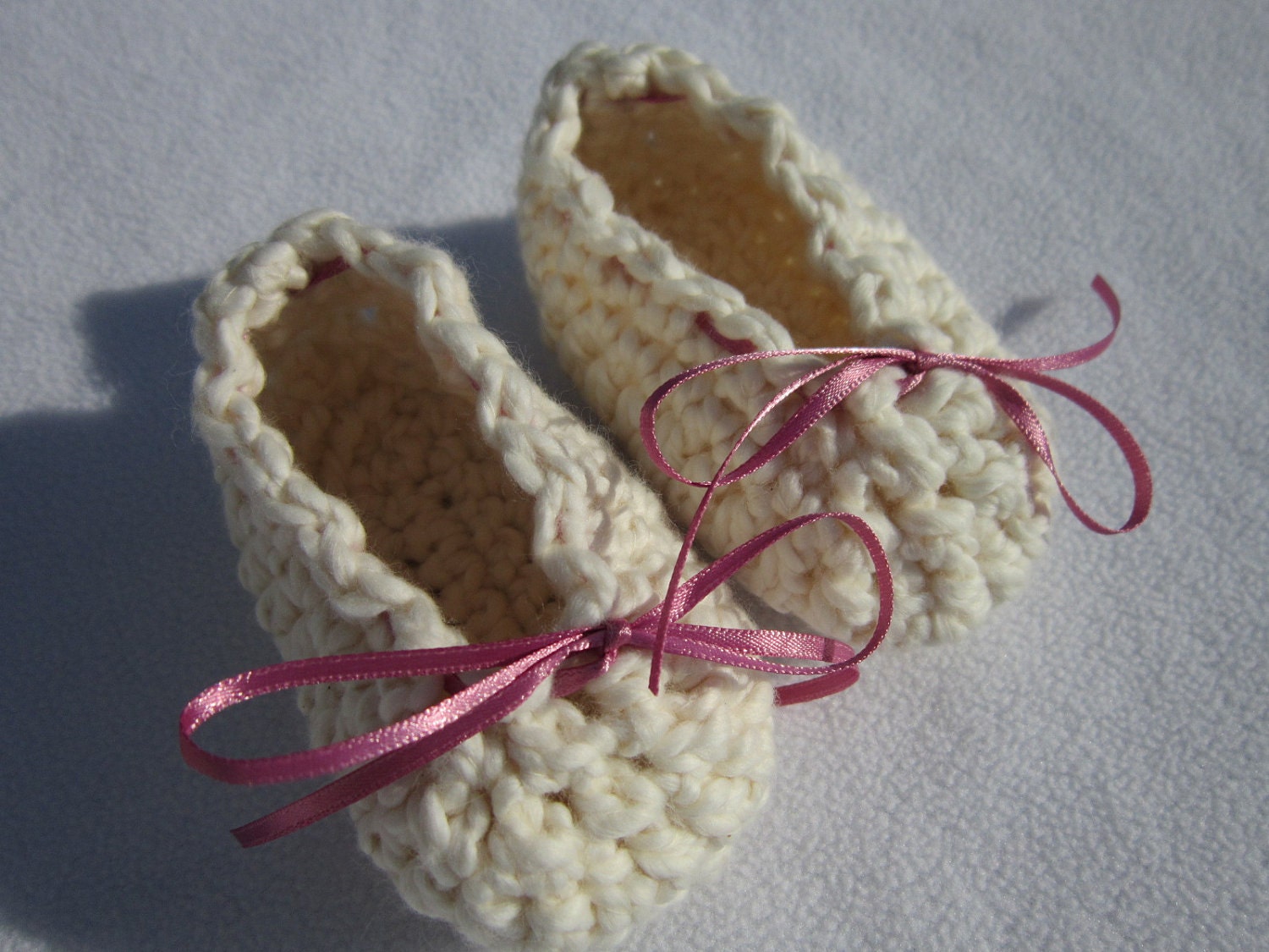 Organic Cotton Baby Slippers in Cream with Light Fuchsia Ribbon Size 6 Months
