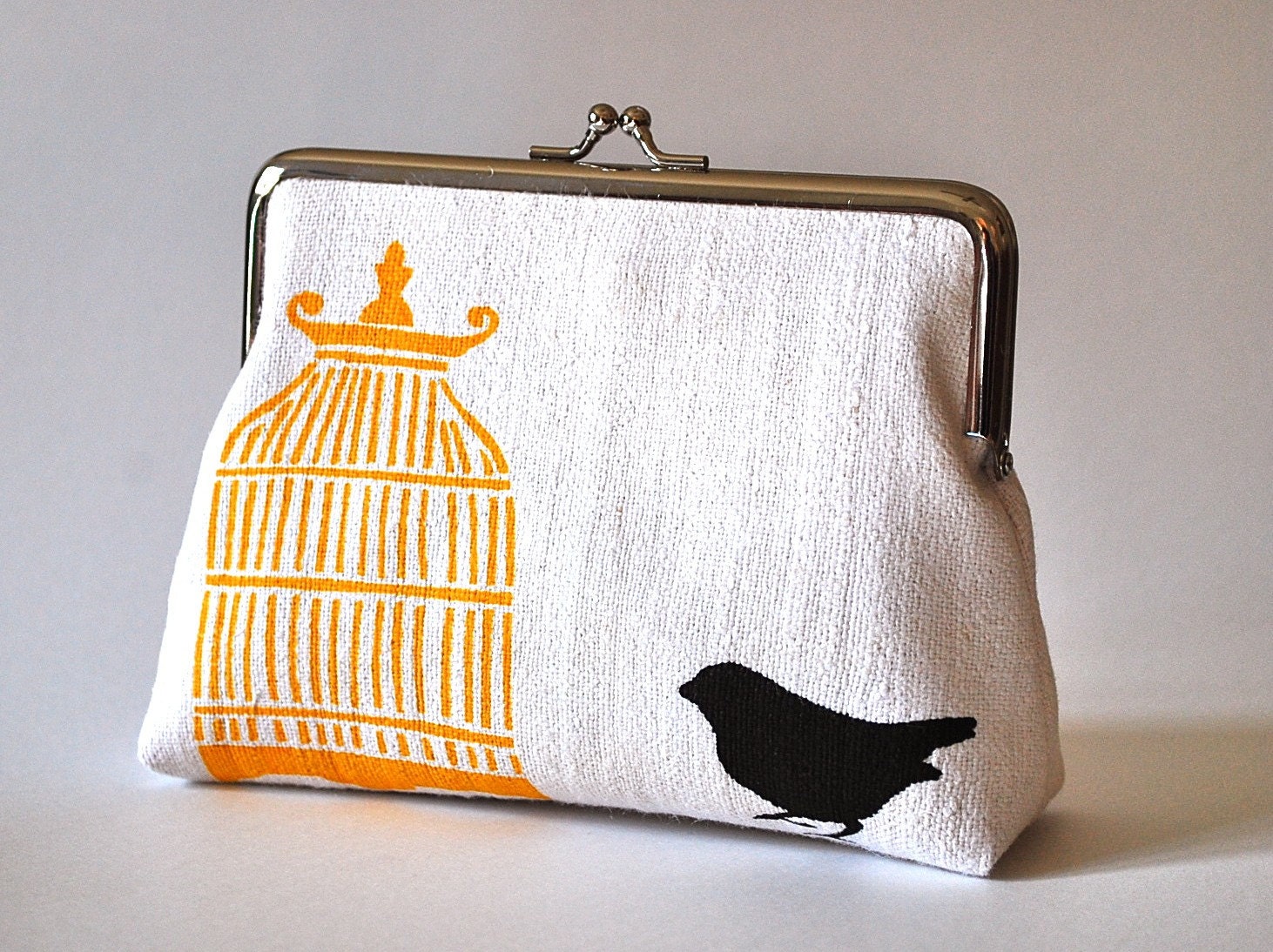 White hemp purse with bird and cage