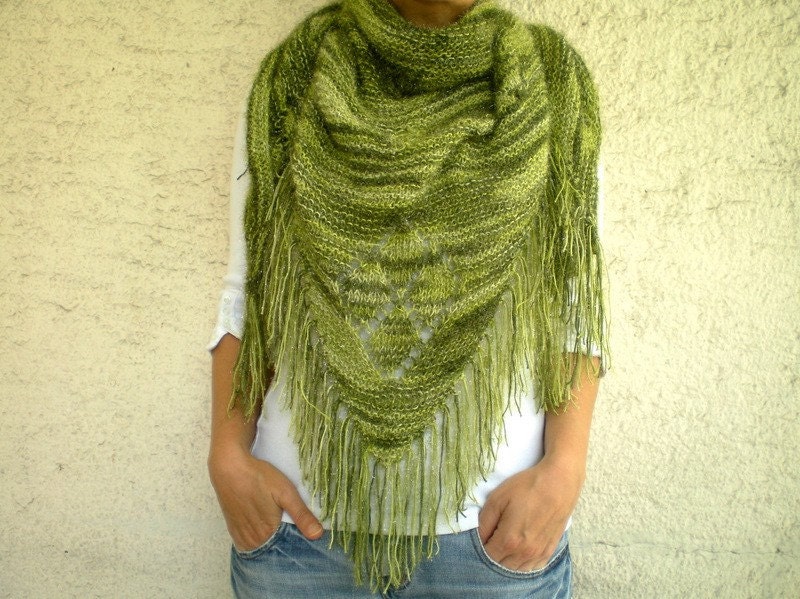 Sparkling Green Crystal Triangle Knit Shawl
