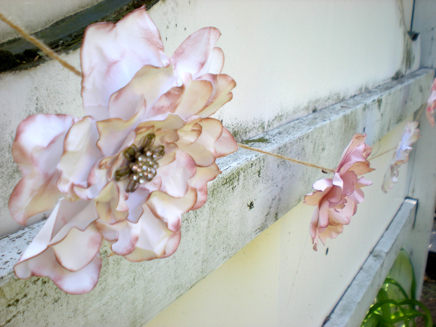 Romantic Paper Flower Garland - White and Pink Shabby Chic Flowers - Wedding Decoration - Feminine - Woodland Whimsical