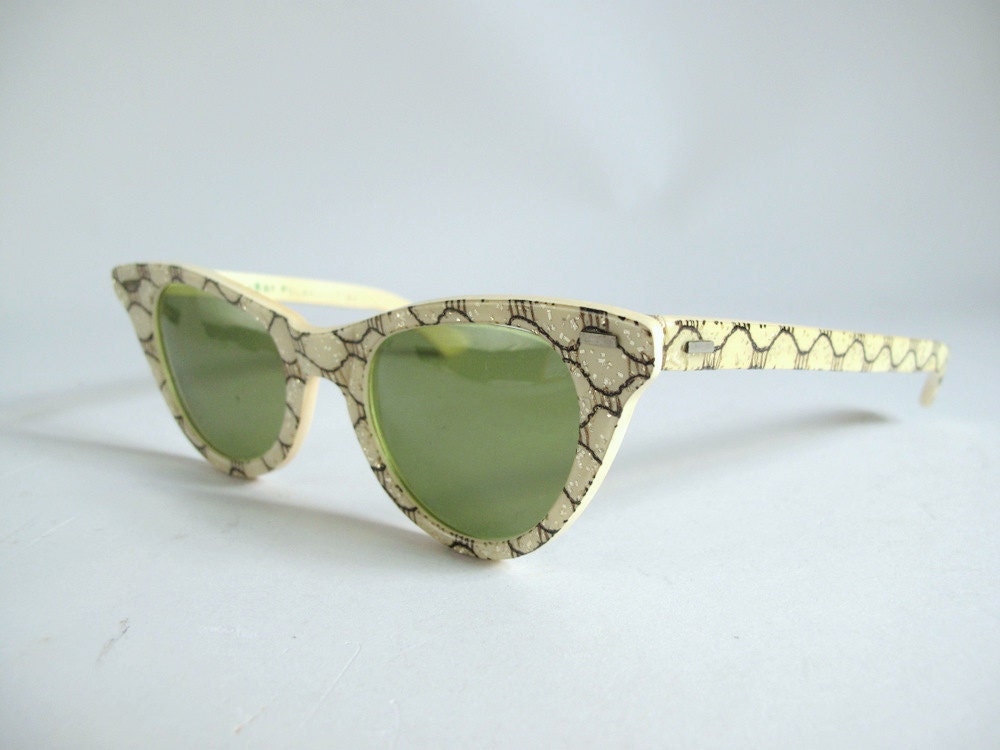 Vintage 1940s 50s Cool-Ray Polaroid Confetti Sunglasses