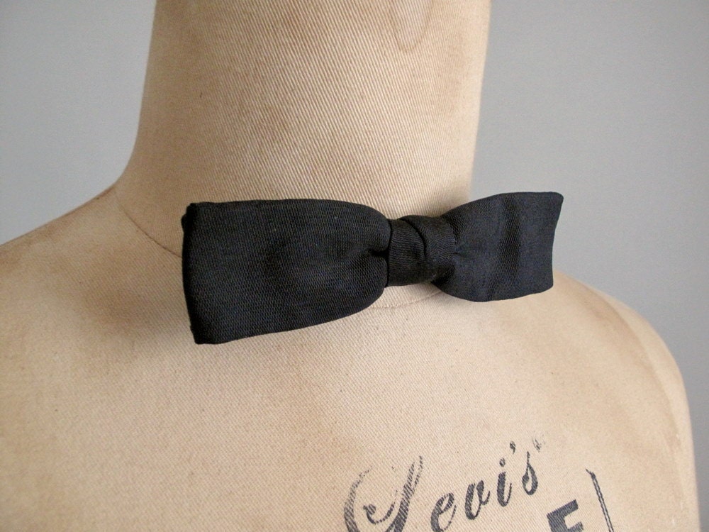 Vintage 1960s Bow Tie : 60s Black Formal Bow Tie