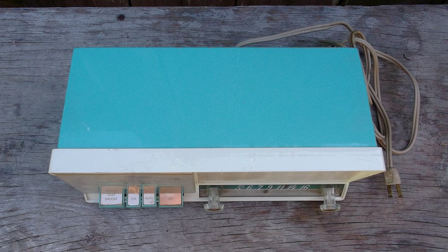 vintage 50s clock radio mid century GE turquoise radio