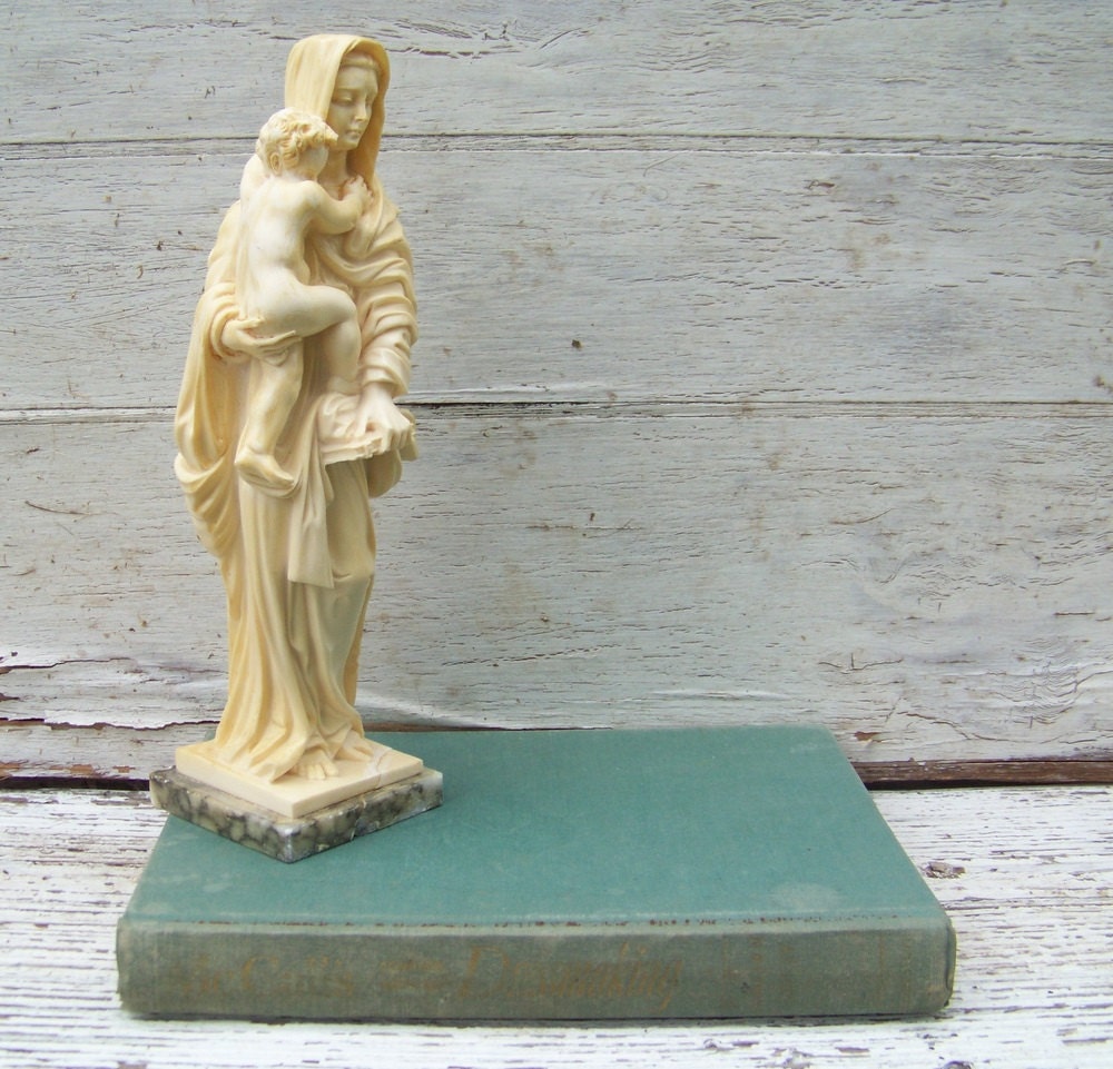 Vintage signed Arnaldo Giannelli alabaster composite of Mary and the Christ child sculpture, made in Italy, 1950s