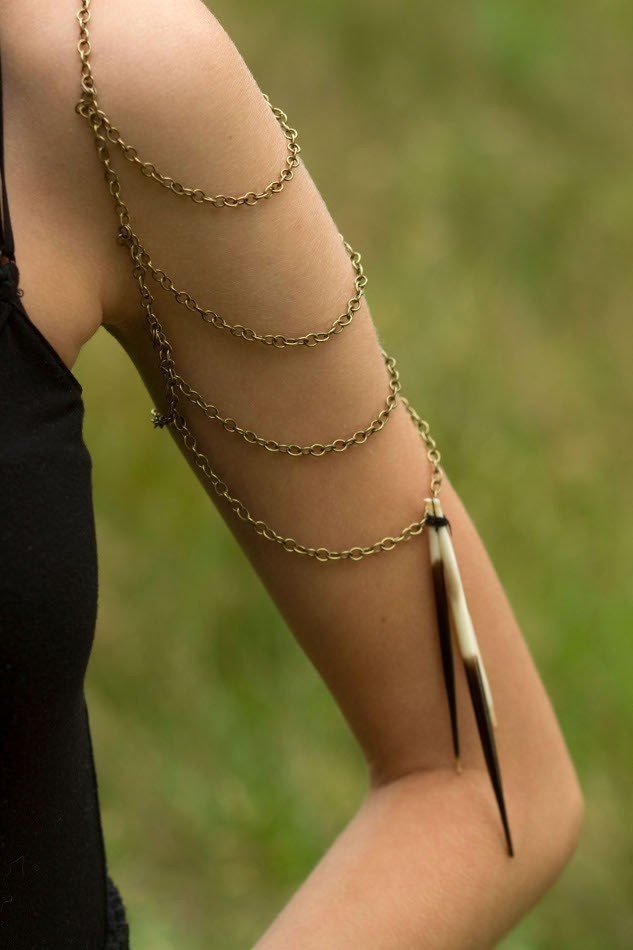Shoulder chain with feathers - bohemian body jewelry statement piece