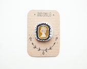 Stamp Queen Brooch Diamond Jubilee (First Class) - andsmile