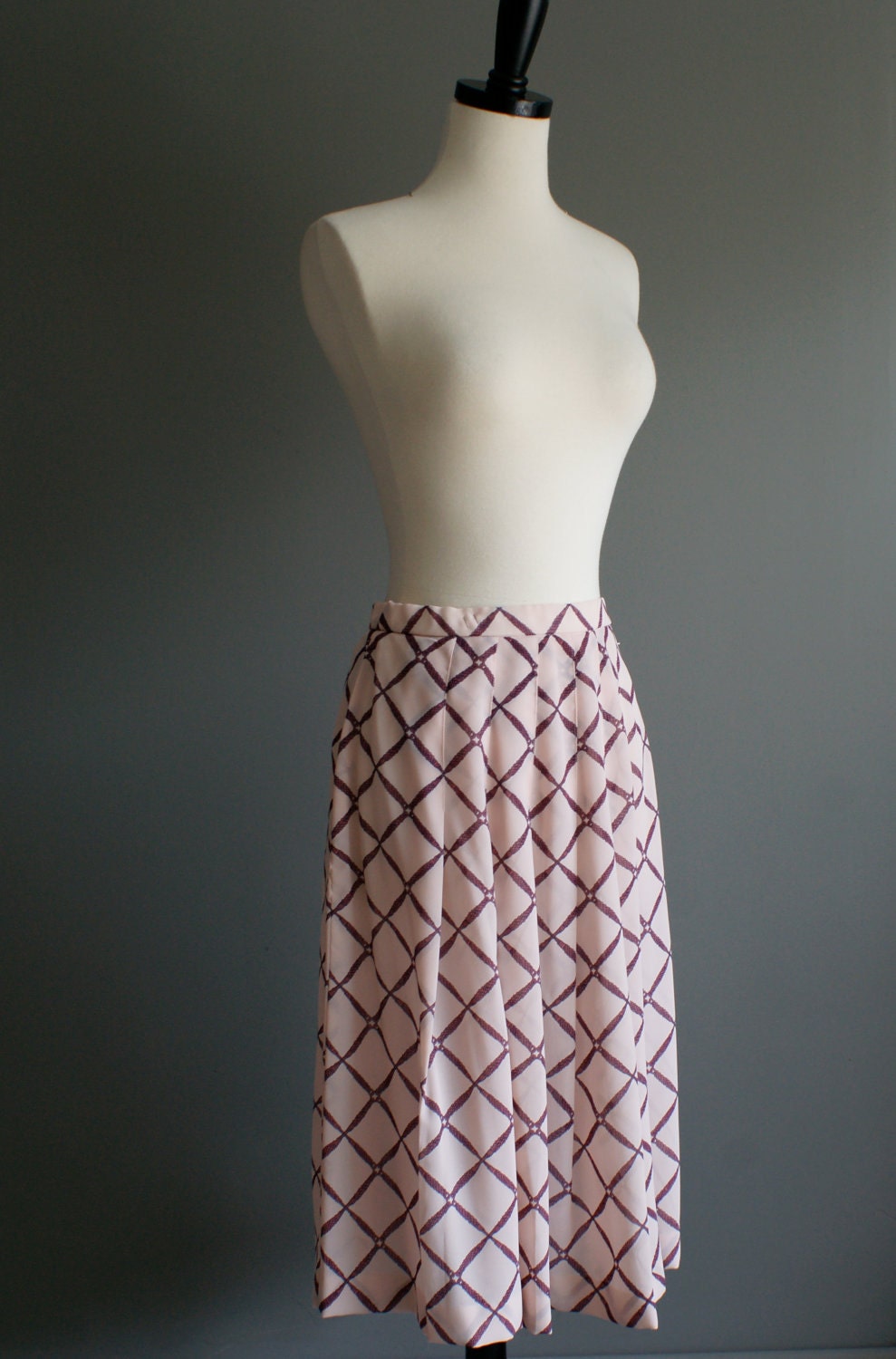 vintage 70s Pink Chains Jersey Masters of London 2 piece pleated skirt set MEDIUM