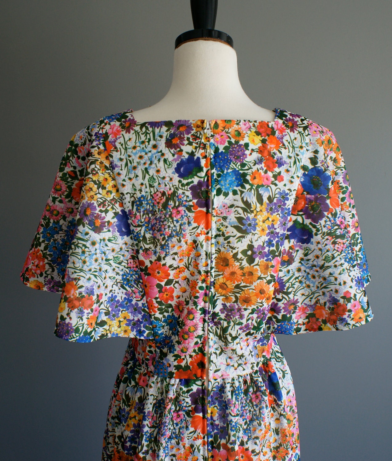vintage 70s Hippie Boho Maxi Floral butterfly sleeve Dress (m-l)