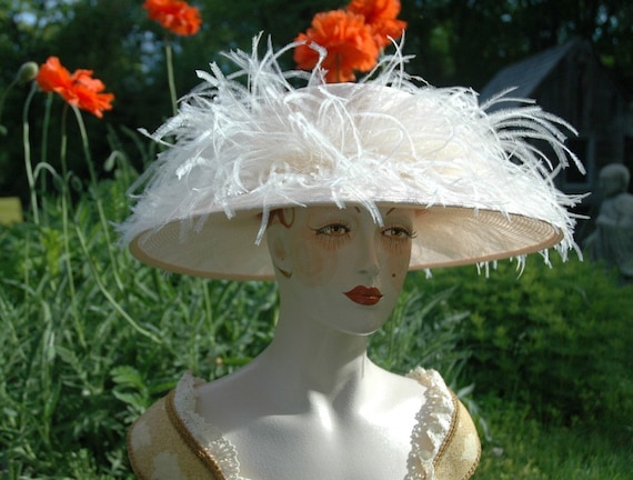 Kentucky Derby Ladies Straw Hat, Pale Peach