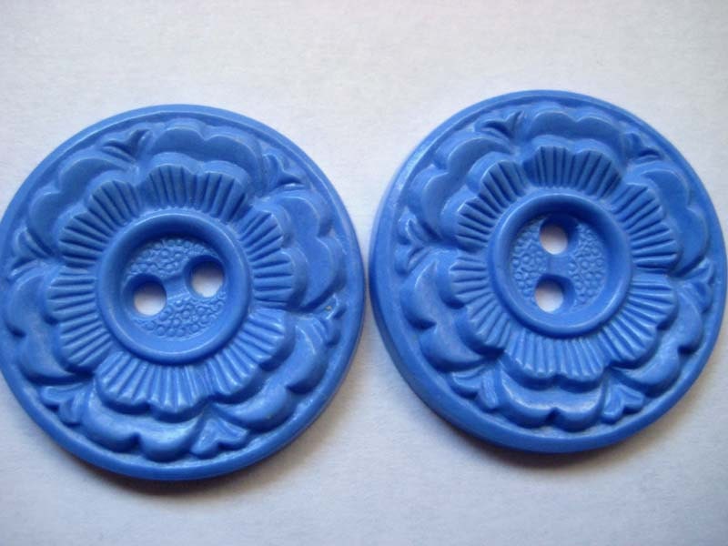 Vintage Blue Buttons NOS Cornflower Blue set of 6