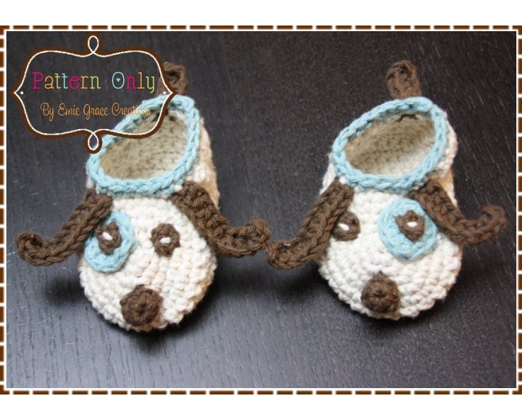 Puppy Slipper Crochet Pattern - LOGAN & LOLA - 706