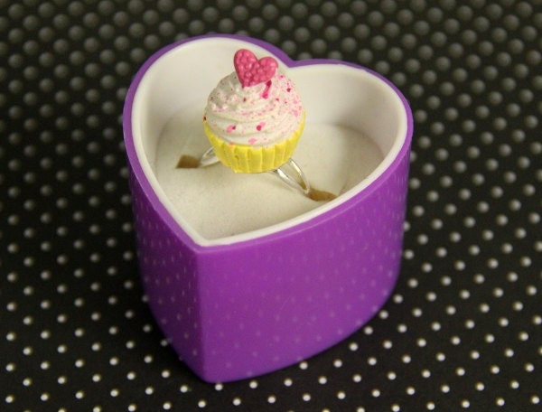 Yellow Heart Cupcake Ring