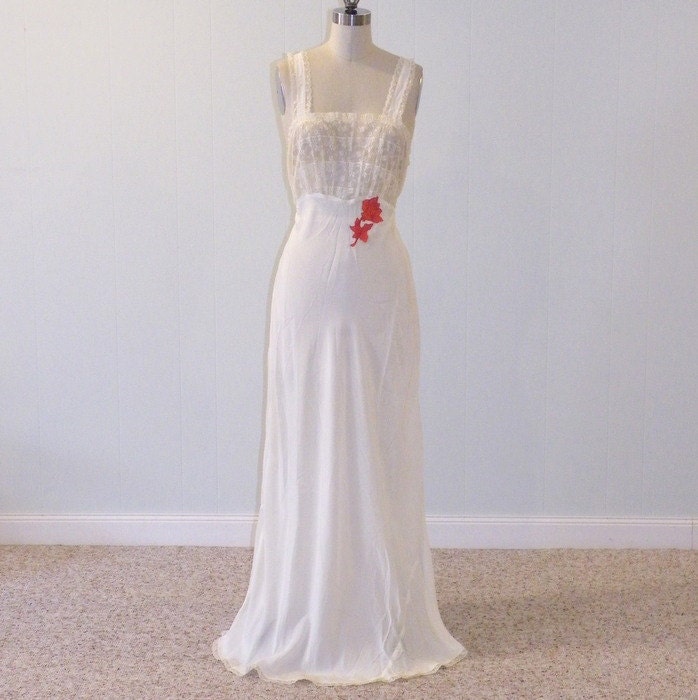 1930s Nightgown, Antique 30s Cream Rayon Floral Lace Bias Cut Full Length Negligee Slip Dress, Rose Applique, Old Hollywood, Bridal, Artemi