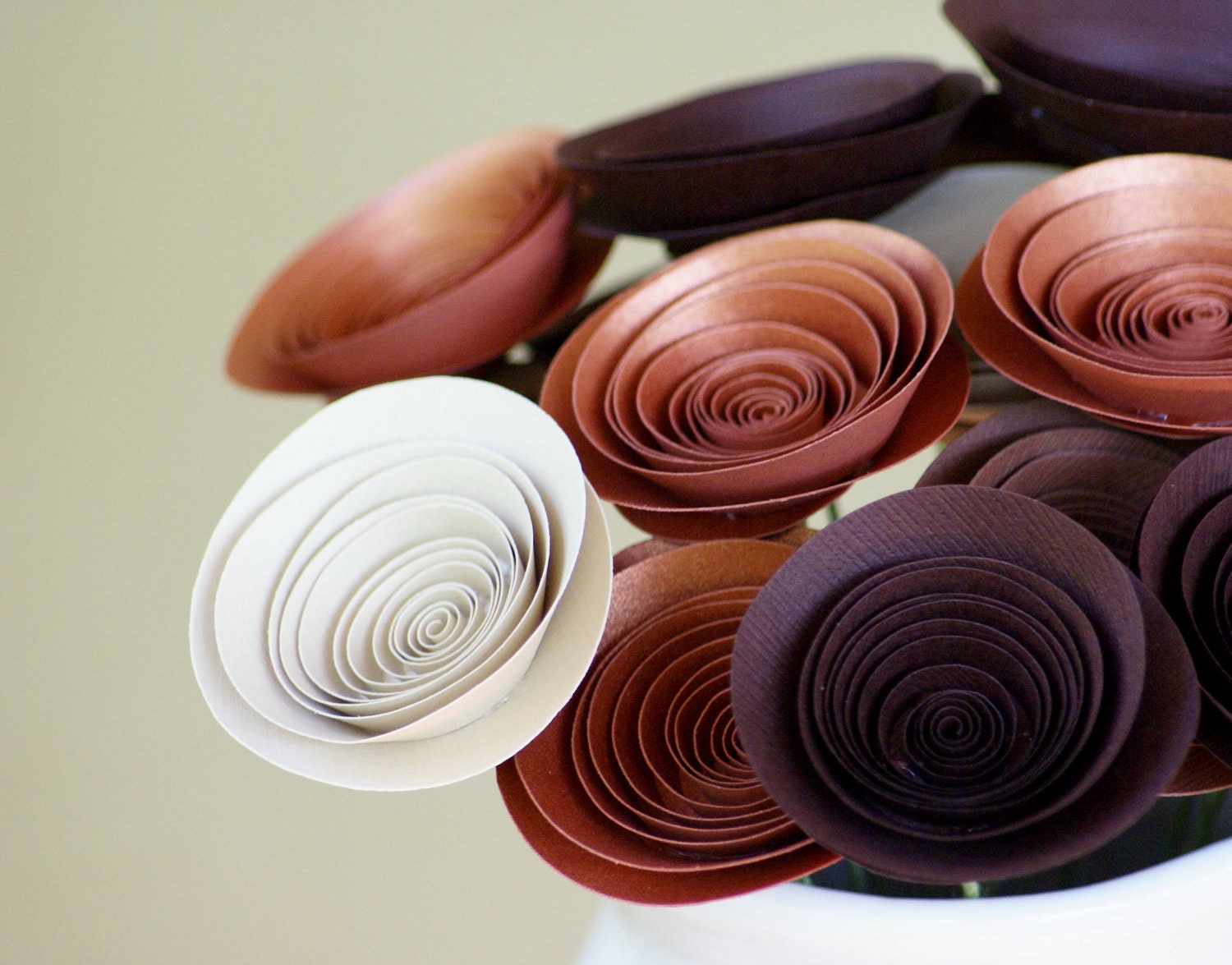 18 Chic Paper Flowers in Chocolate Brown, Copper, and Cafe au Lait, Rustic Centerpiece, Eco-Friendly Paper Flowers