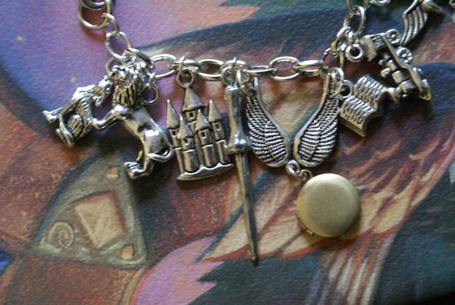 Harry Potter Hogwarts Witch Wizard Snitch Wand Charm Bracelet