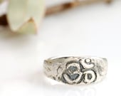 Yoga Inspired Om Wedding Band - Narrow - Palladium sterling silver