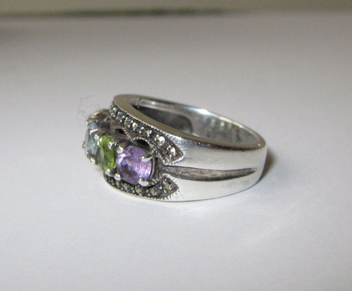 ON SALE Sterling Silver Gemstone Ring - Vintage