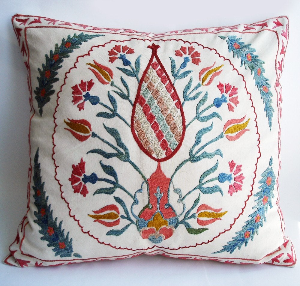 Sukan / Hand Embroidered Silk Suzani Pillow Cover - 20x20 pillow cover suzani - decorative pillow - suzani cushion - boho