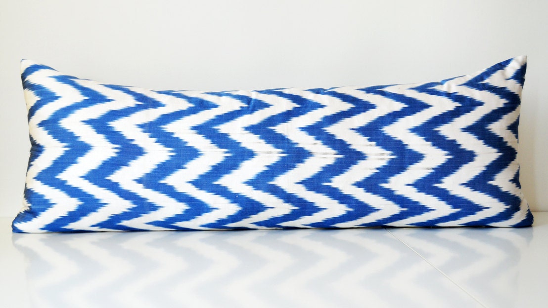 Sukan / Hand Woven Original Back-Front Silk ikat Pillow Cover, Decorative pillow, Organic pillow, Navy blue, Blue, White