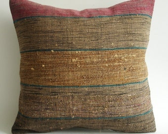 Sukan / Modern Bohemian Throw Pillow. Handwoven Wool Vintage Tribal Turkish Kilim Pillow Cover. 16x16 inch