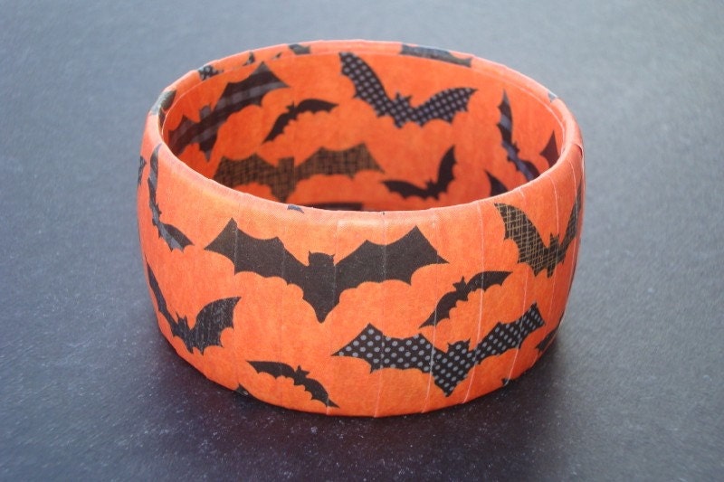 Halloween Bracelet orange with black pattern bats