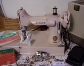 Rare Vintage 1961 Tan Singer Featherweight 221J w/5 Attachments Includes Ruffler