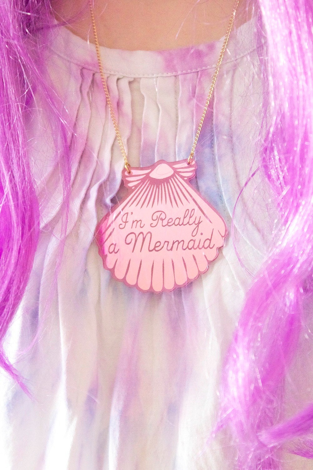 Mermaid Jewelry // A Mermaid gave me this Pink Shell Necklace (Gold chain) //  mermaid necklace